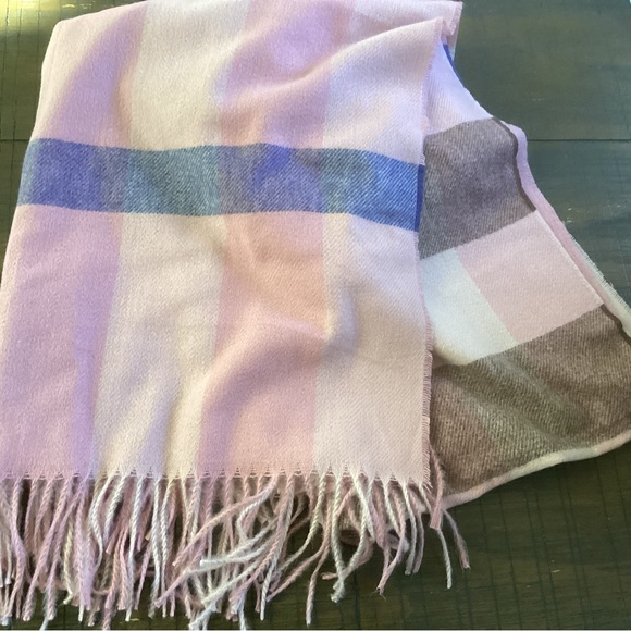 🌸Blanket Blush Pink Scarf Plaid 70” X 27” - Picture 6 of 6